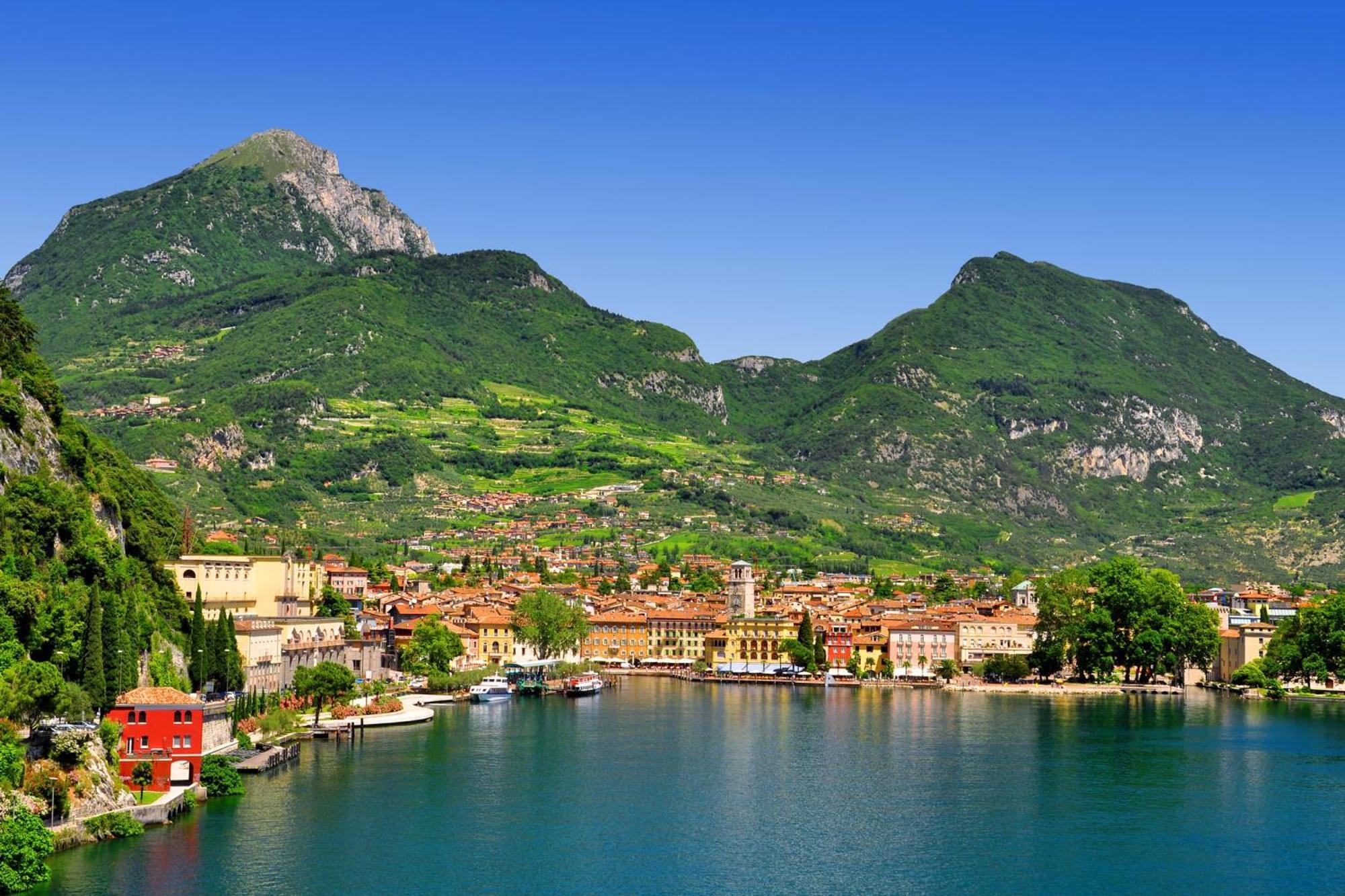 Residenza Rocca Del Lago 3 - Happy Rentals Riva del Garda Eksteriør bilde